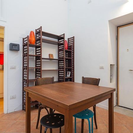 Flat In Isola De Castillia 22 밀라노 외부 사진